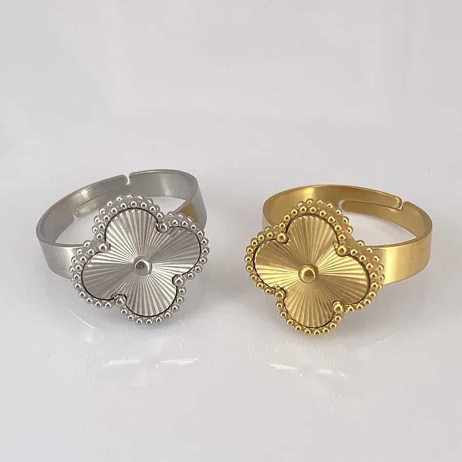 Clover & Co Clover Open Ring