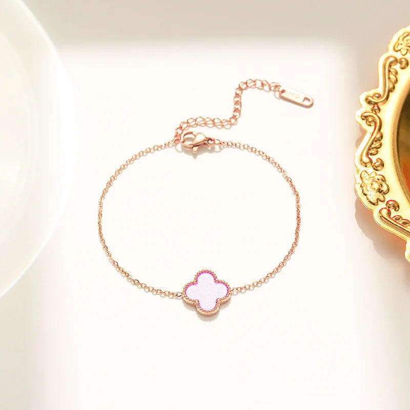 Clover & Co Lucky Clover Bracelet