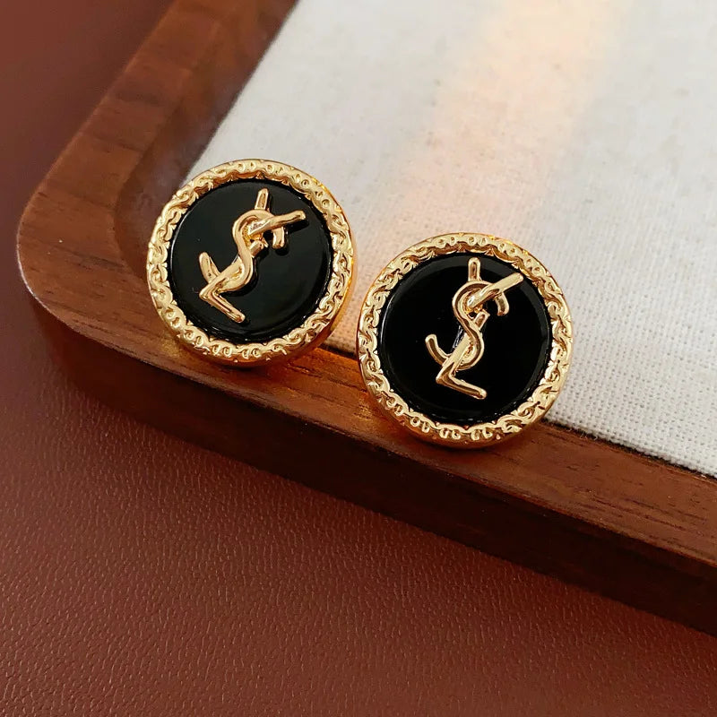 Clover & Co Letter-Geometry Earrings