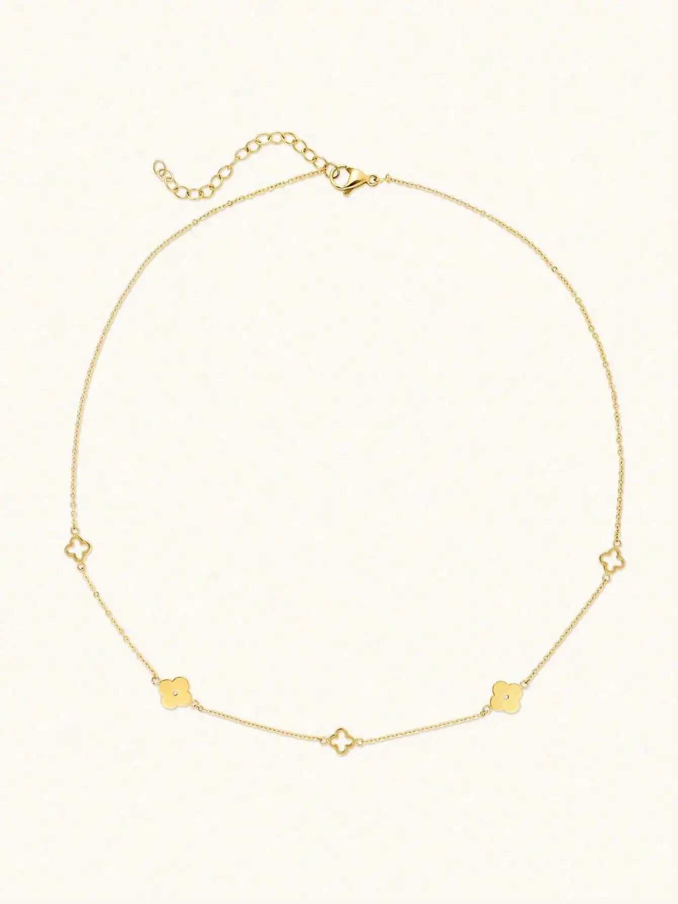 Subtle hollow clover necklace