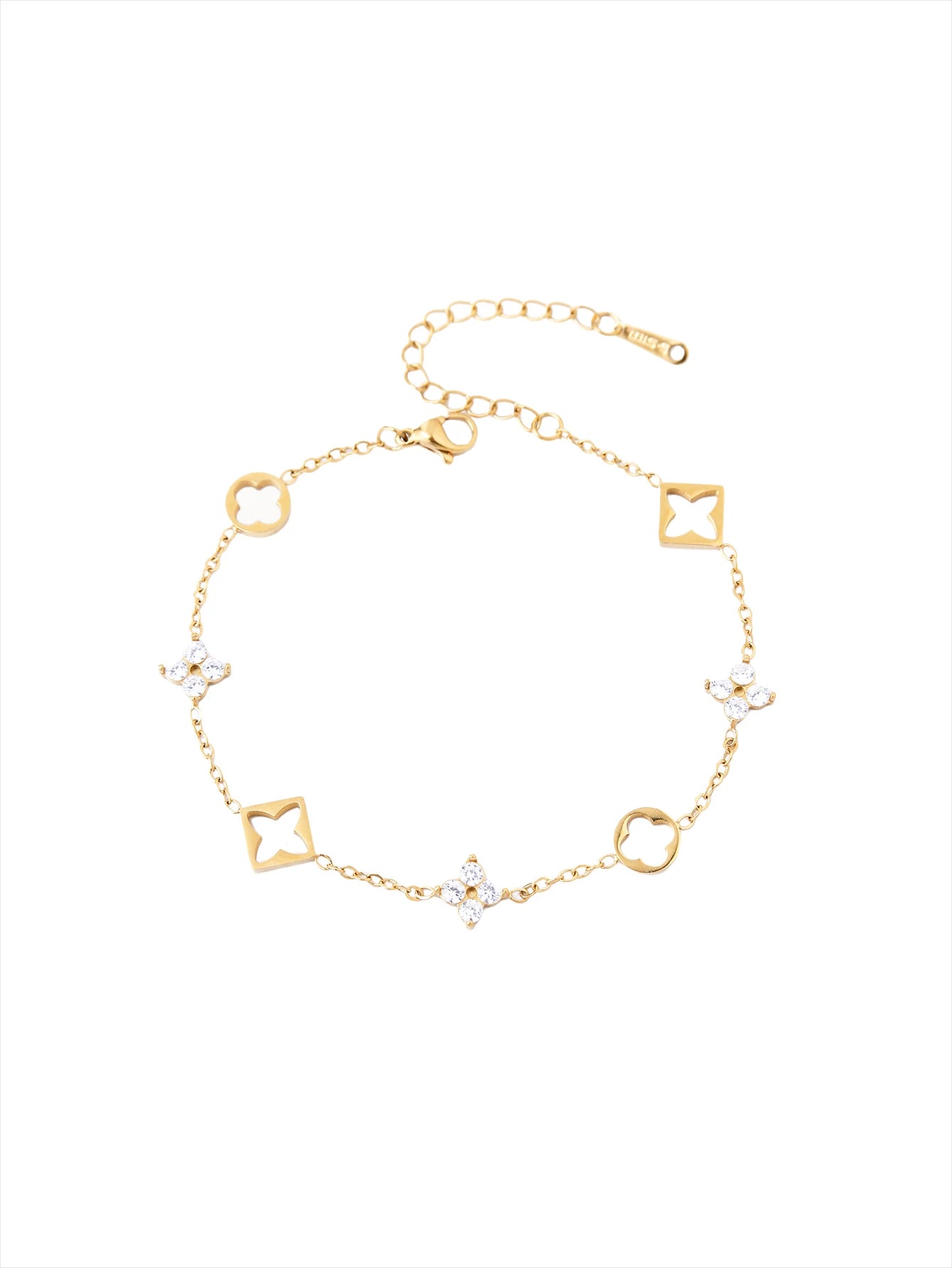 Hollow/diamond clover necklace