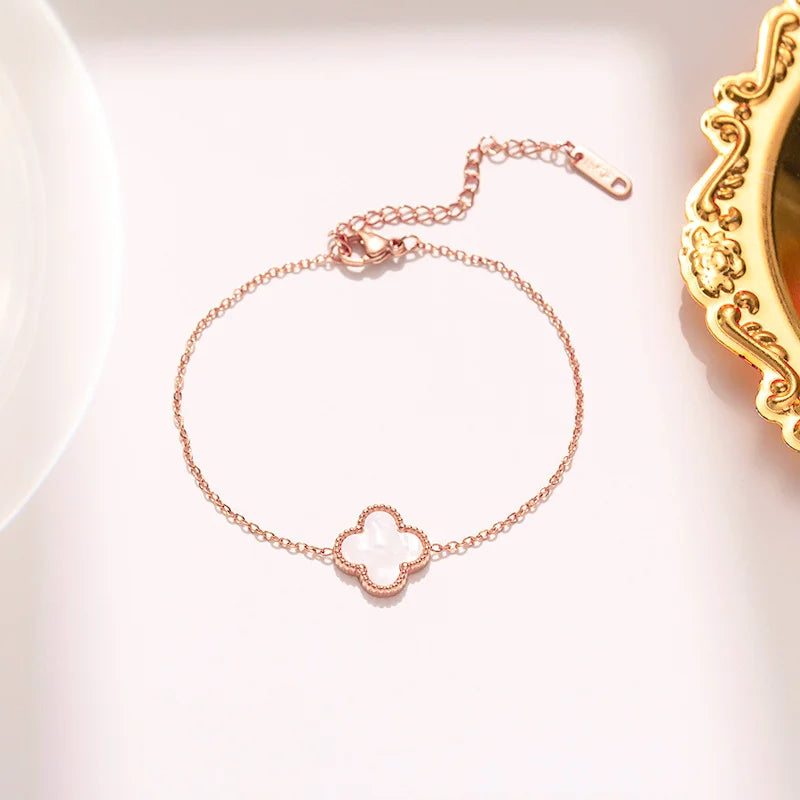 Clover & Co Lucky Clover Bracelet