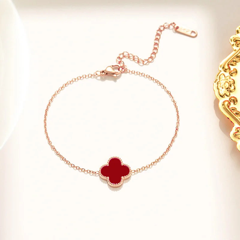 Clover & Co Lucky Clover Bracelet